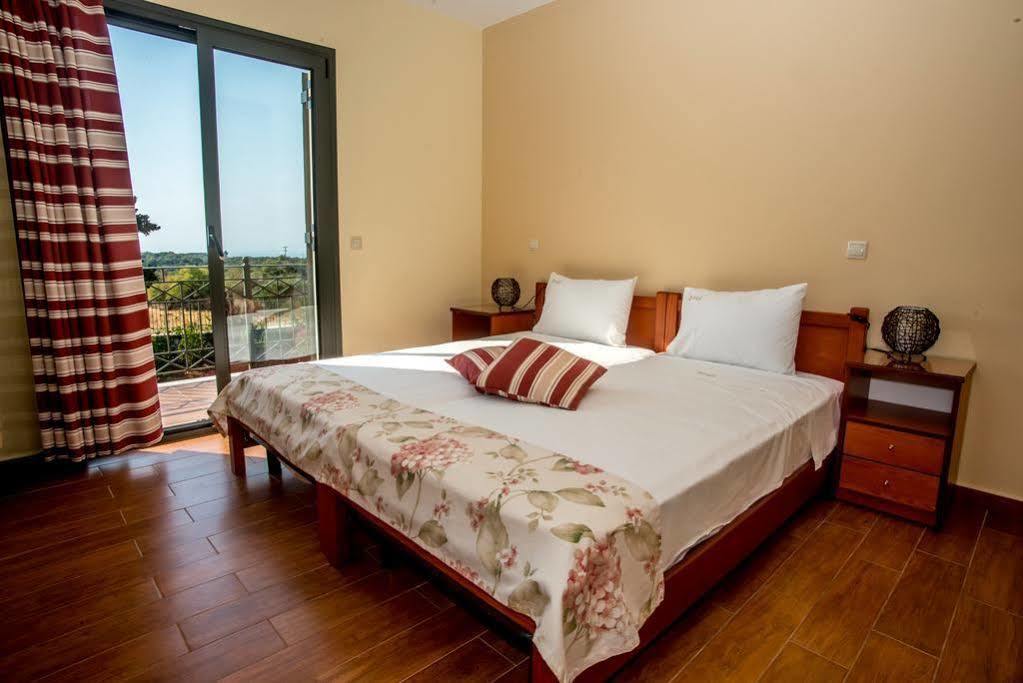 Korallis Villas Livathos  Extérieur photo