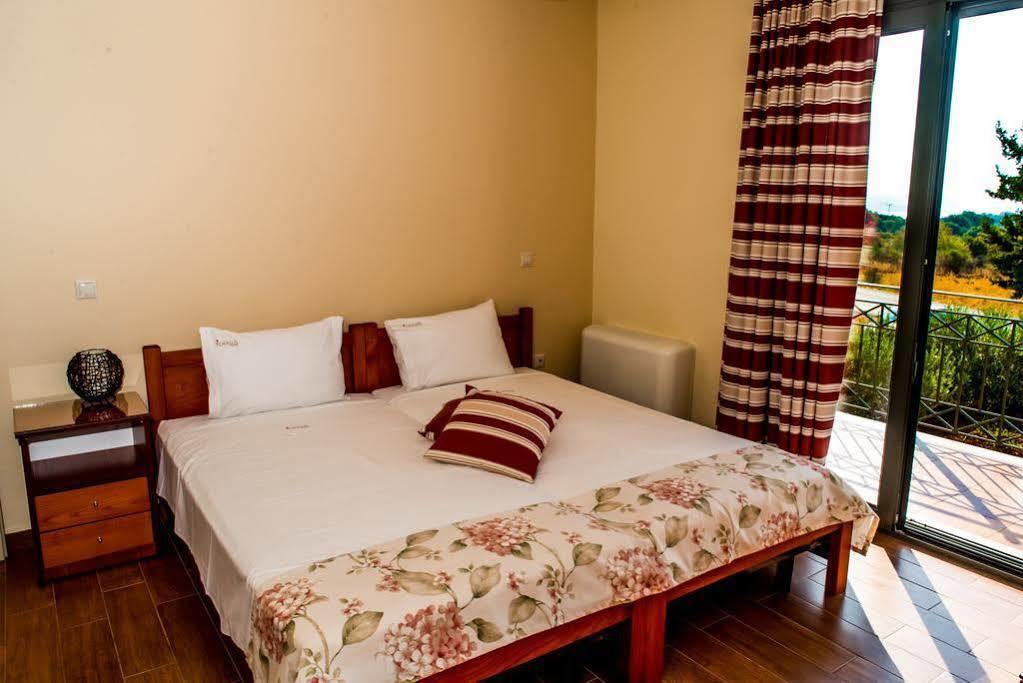Korallis Villas Livathos  Extérieur photo