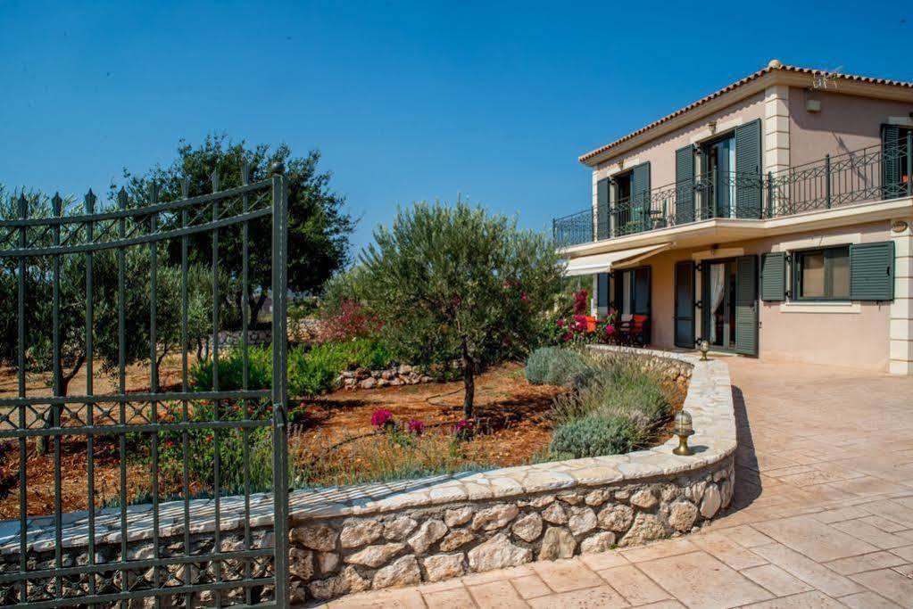 Korallis Villas Livathos  Extérieur photo